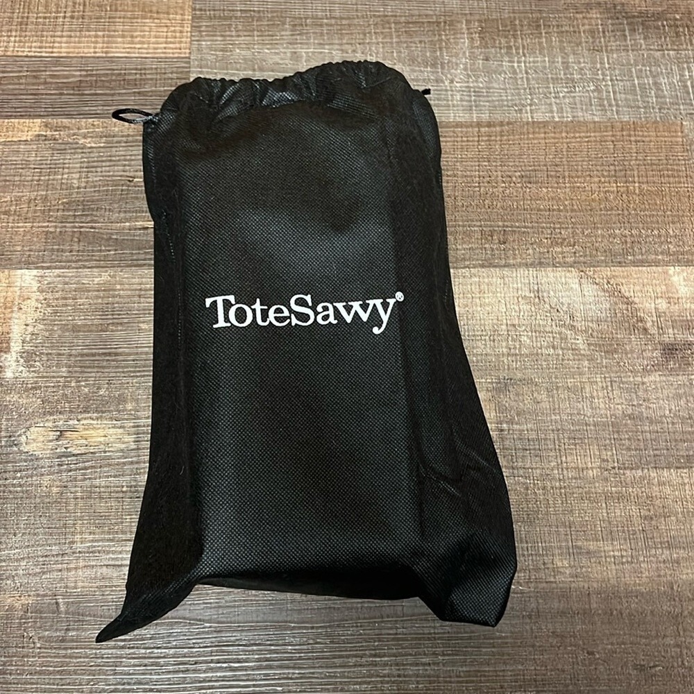 Tote Savvy Black‎ Mini diaper pad changing station Crossbody Bag Organizer Strap